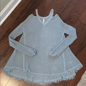 Blue long sleeve shirt